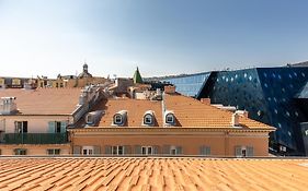 ATTIC ROOM -Mansardé sous les toits de Nice
